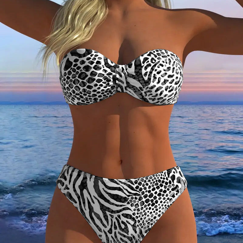 Leila – Sexy plavky s leopardím vzorem