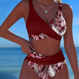 Bikini – Květinový kontrastní design