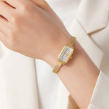 Sara® Phila – Elegantní šaty