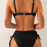 Bikini – Dvoudílné plážové oblečení