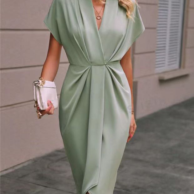 Kaye – Elegantní zavinovací midi šaty