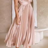 Isla – Elegantne plisseekleit