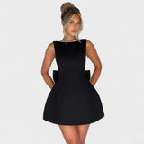 Carrie – Elegantní mini šaty s perlami