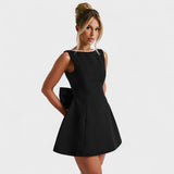 Carrie – Elegantní mini šaty s perlami