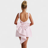 Carrie – Elegantní mini šaty s perlami