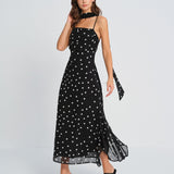 Must Täpiline – Elegantní maxi šaty