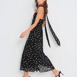 Must Täpiline – Elegantní maxi šaty